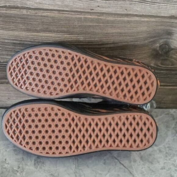 New Vans Old Skool Comfycush Discovery Cat Black Tiger Print Stripes Sneakers - Picture 7 of 7